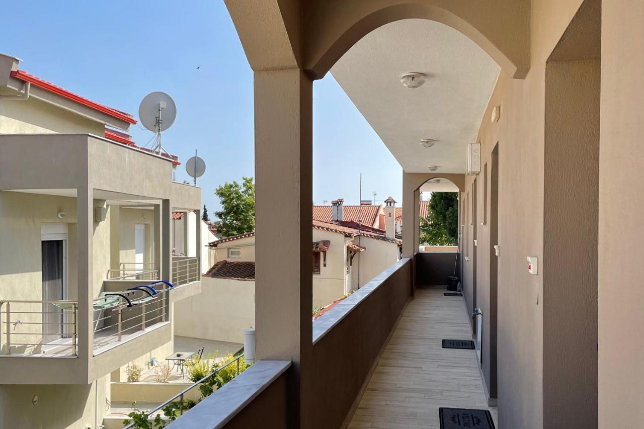 Royals Apartments 2 Nikiti  Exterior photo
